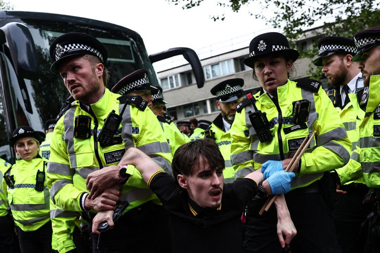 Police eventually arrested protesters after ordering them to disperse (Picture: PA)