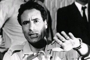 47114b6085a45b82b3d14b2f6c35188f--muammar-gaddafi-green-revolution[1].jpg