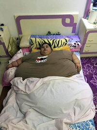 Fat woman Egypt bedridden 694025 1723125513