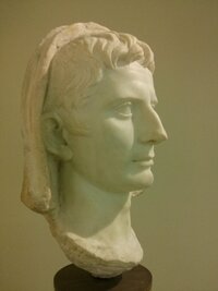 CAPVT_VELATVM_AVGVSTI_PRIMI_IMPERATORIS_IMPERII_ROMANI.jpg