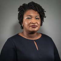 stacey-abrams_500x500_gettyimages-962274228.jpg