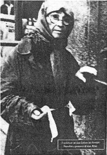 elderly%20in%20soviet.JPG