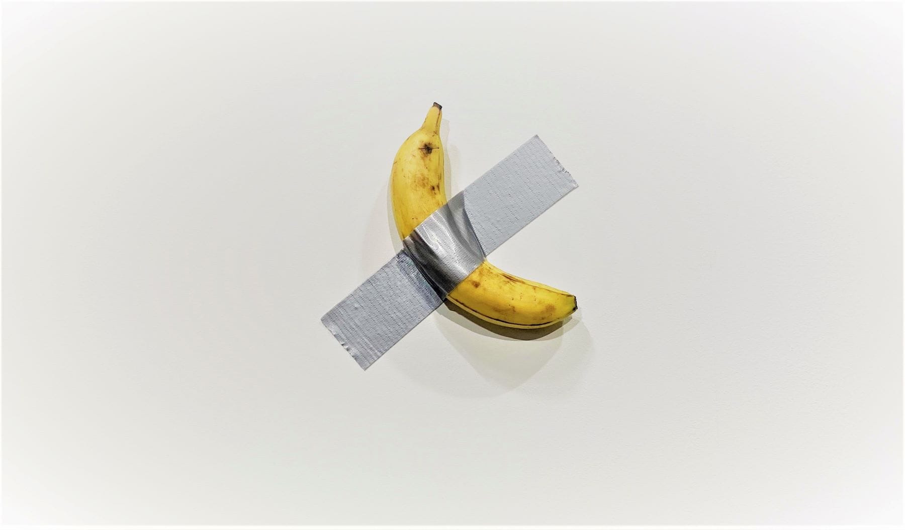maurizio-cattelan-banana.jpg