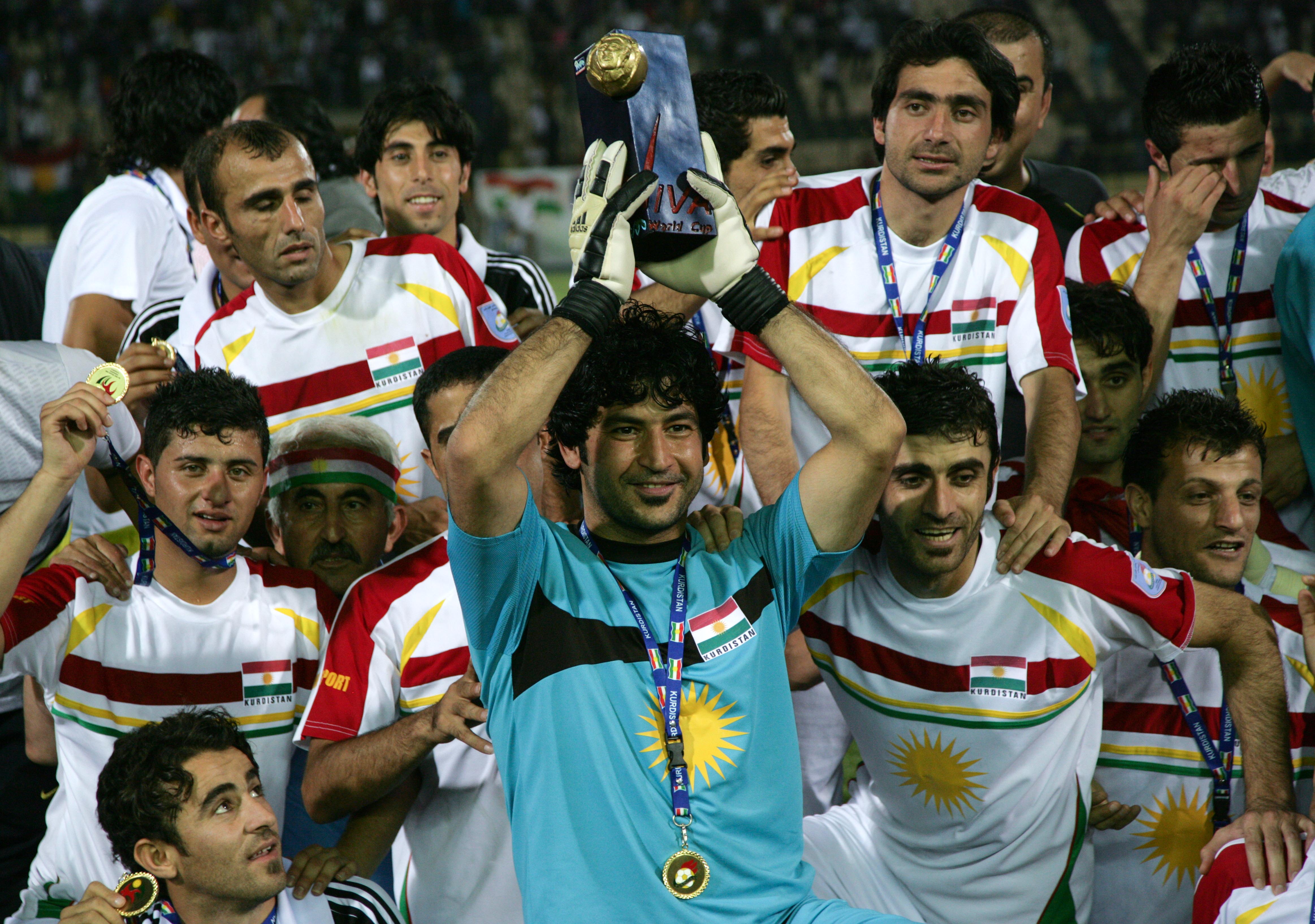 Kurdistan_National_Football_Team_Winner_of_viva_cup.jpg