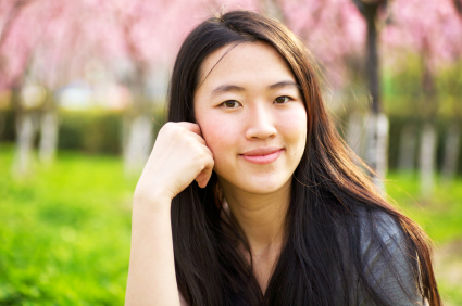 asian-girl-at-college.jpg