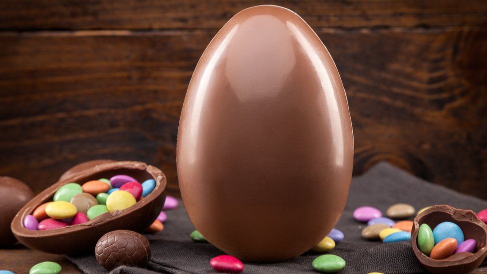 Easter eggs: What's the best way to eat them? - BBC Newsround