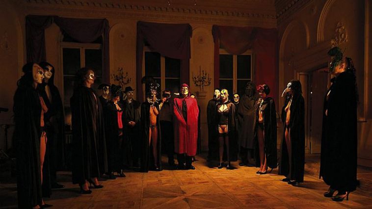 Eyes Wide Shut | Screen Goblin