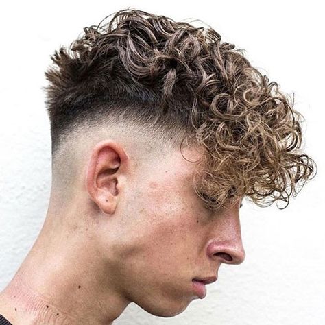 97869ff109217b34436c64334c88dfef--mens-curly-hair-barbers.jpg