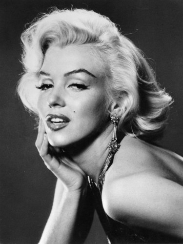 Marilyn-Monroe-marilyn-monroe-30014001-375-500-21fe78p.jpg