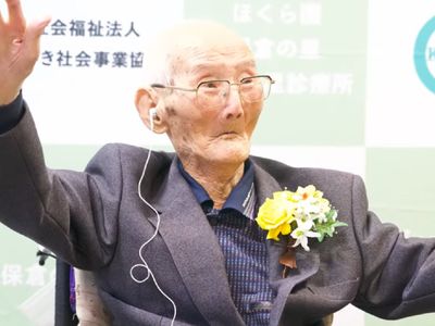 Chitetsu Watanabe | World's oldest living man shares secret to longevity at  112 | Trending & Viral News