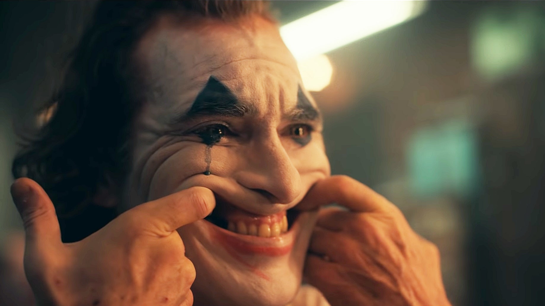 The 'JOKER' Trailer Will Put a Smile on Your Face | GQ'JOKER' Trailer Will Put a Smile on Your Face | GQ