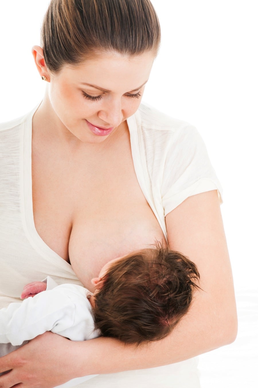 mom-breastfeeding-cradle-hold.jpg