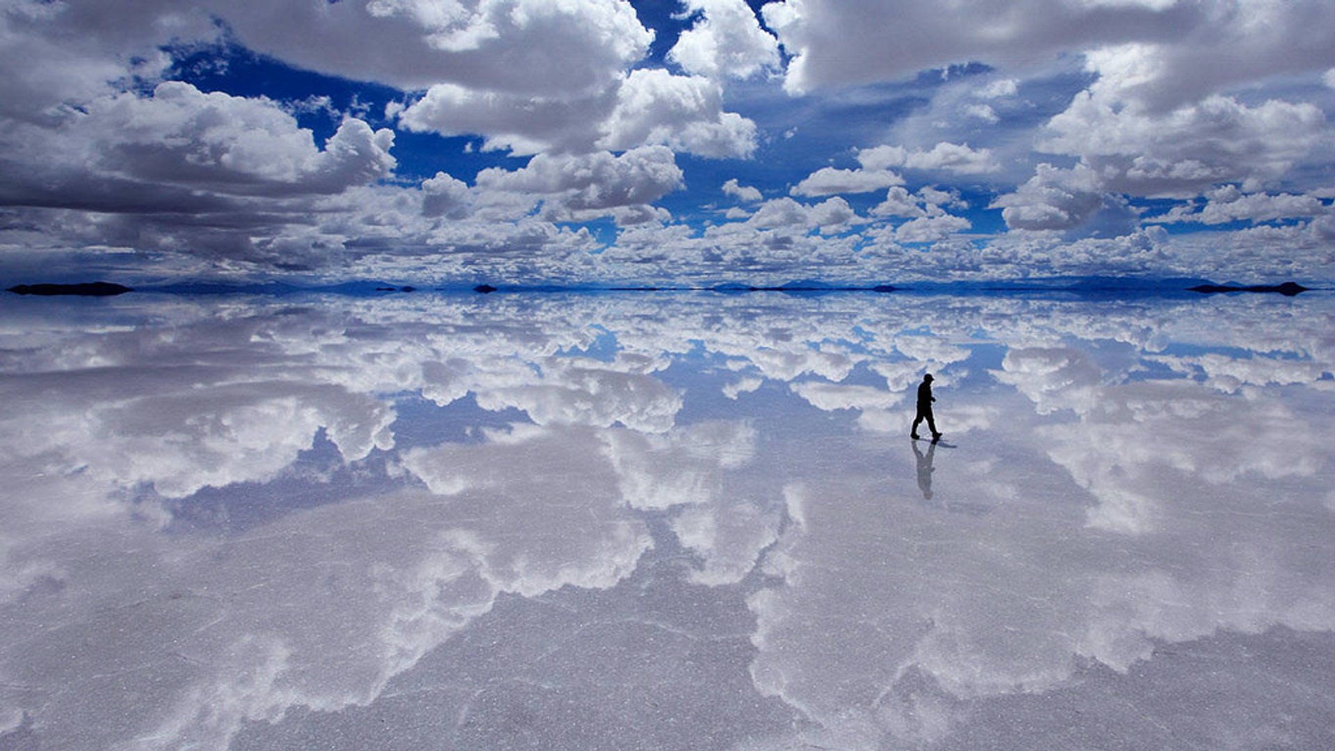 bolivia-salt-flats-or-salar-de-uyuni.jpg