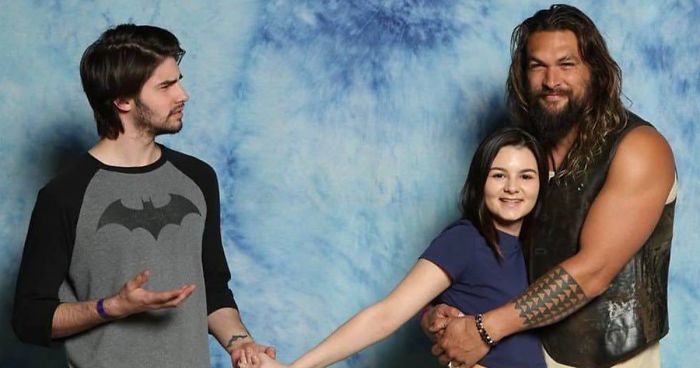 jason-momoa-trolls-couples-fan-pics-fb6__700-png.jpg