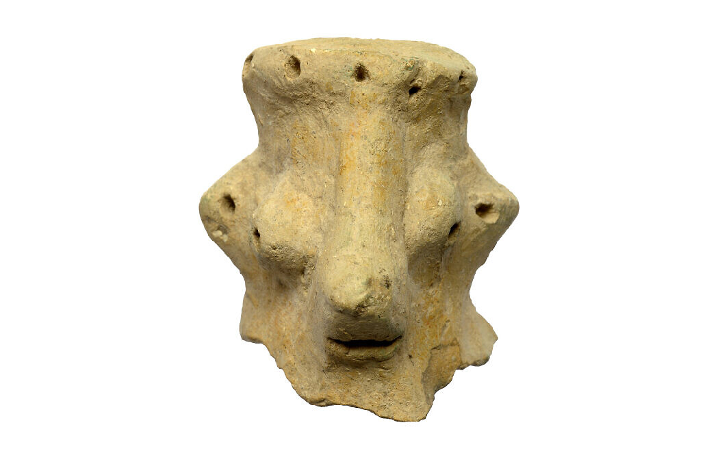 Face of God? Archaeologist claims to find 10th cent. BCE graven images of  Yahweh | The Times of Israel