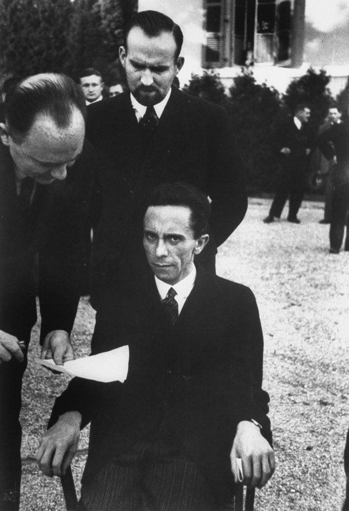 Goebbels in Geneva, 1933: Behind a Classic Alfred Eisenstaedt Picture | TIME