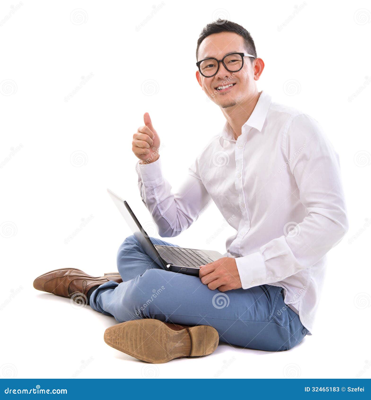 thumb-up-asian-man-using-laptop-full-length-happy-businessman-sitting-over-white-background-32465183.jpg