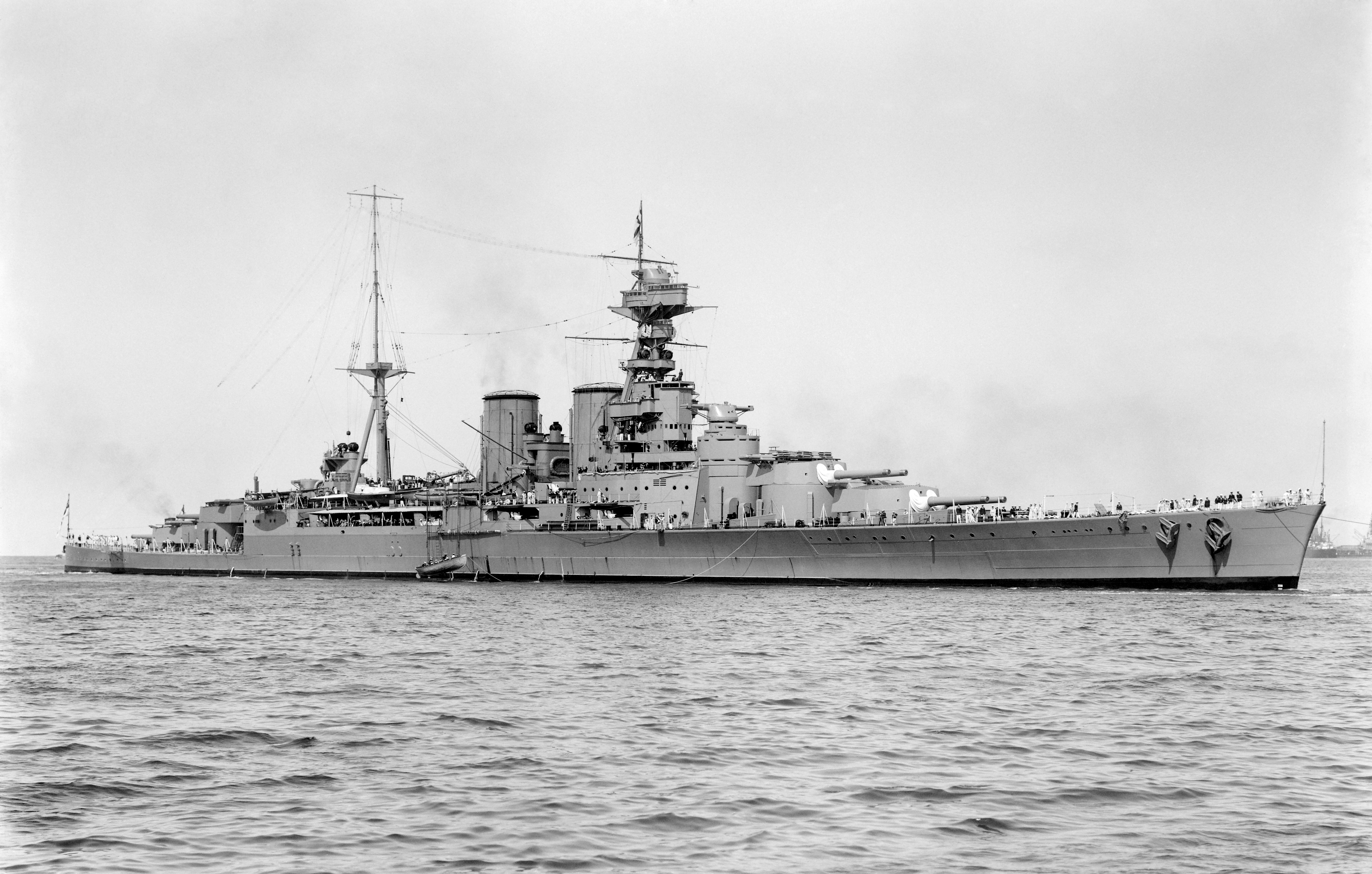 HMS Hood - Wikipedia