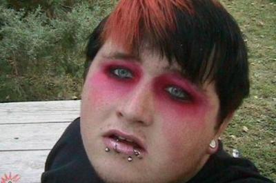 Aaron Running Eyelinerton | Emo love stories for girls...mmm | Quotev