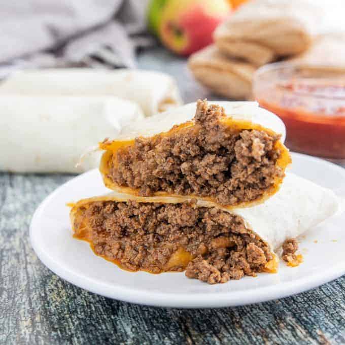 beef-and-cheese-burrtio00006.jpg