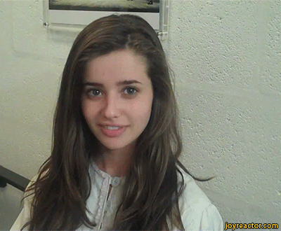 Holly-Earl-cute-smile-gif-1615979.gif