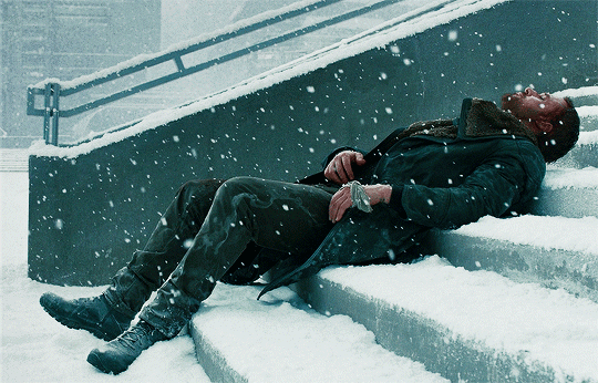 48005241af128aa2bf1abe51df00905f.gif