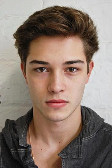 Pin en Handsome Men