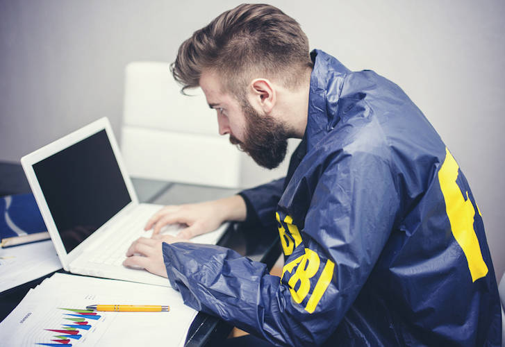 shutterstock_fbi_agent.jpg