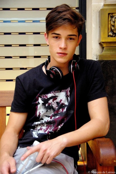 468full-francisco-lachowski.jpg