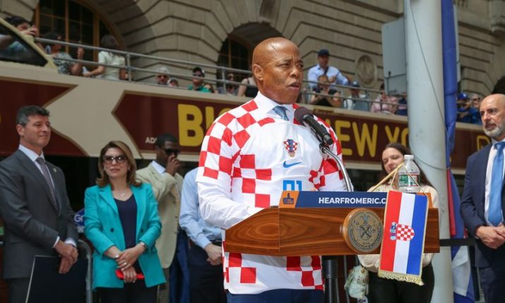 www.croatiaweek.com