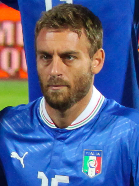 Daniele_De_Rossi_BGR-ITA_2012.jpg