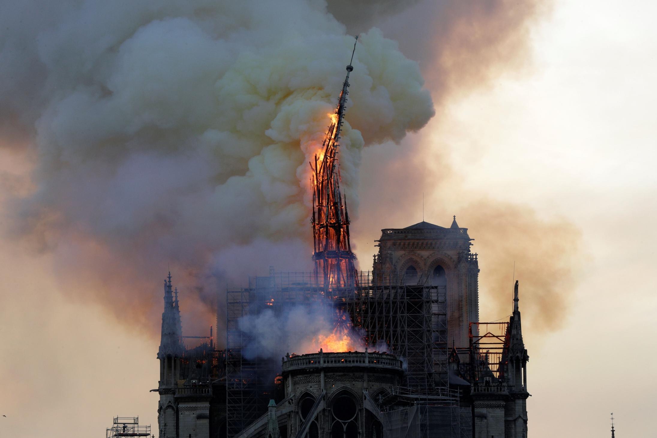 https://cdn.cnn.com/cnnnext/dam/assets/190415180215-notre-dame-ghitis.jpg
