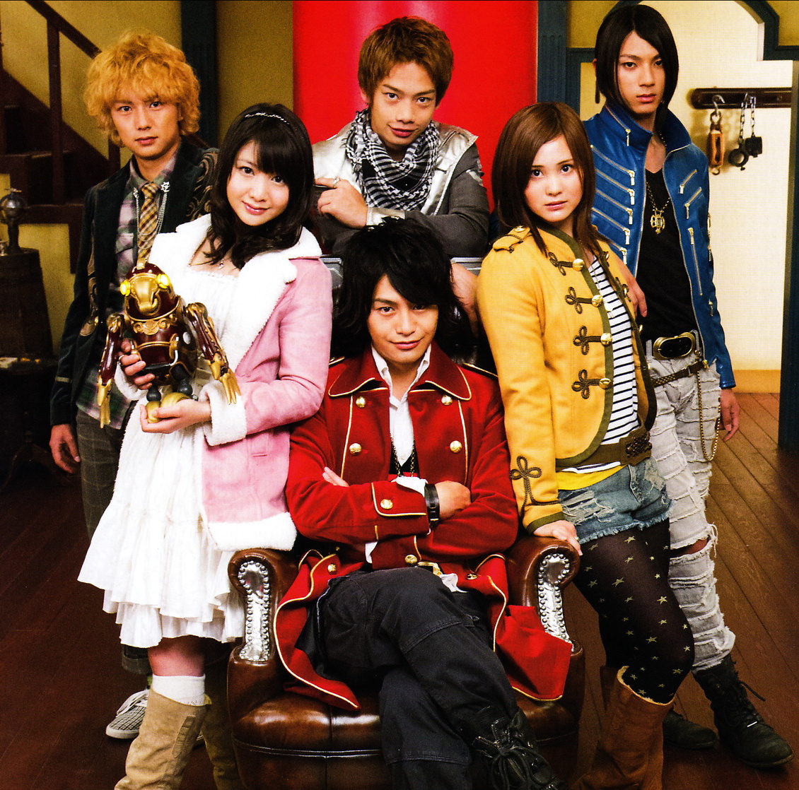 1118full-kaizoku-sentai-gokaiger-photo.jpg