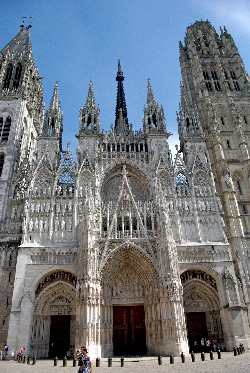West-Front-Fa%C3%A7ade-of-Rouen-02-Cathedral-copyright-French-Moments.jpg