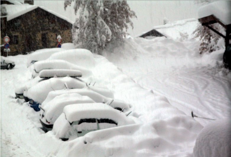 HEavy-snow-in-France-740x505.png