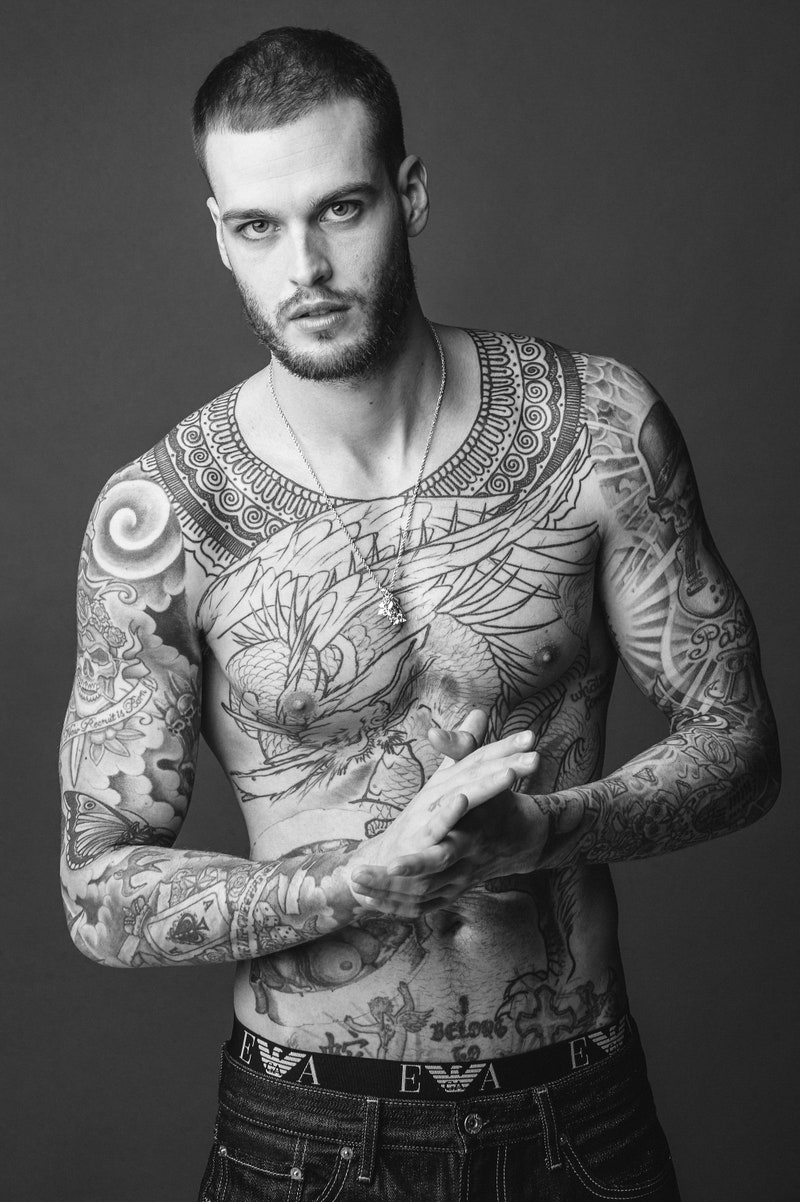 models-with-tatoos-gq-06.jpg