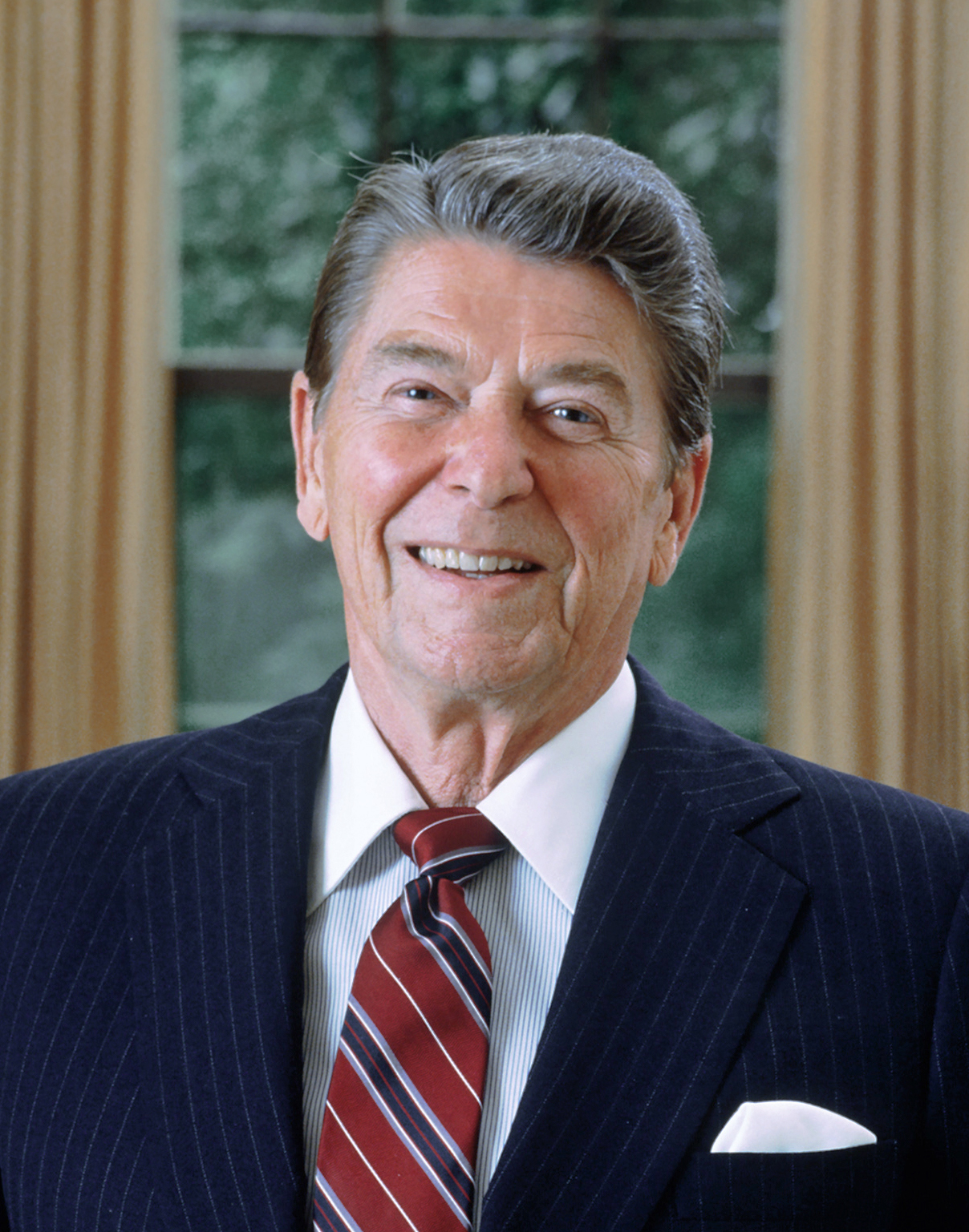 Ronald_Reagan_1985_presidential_portrait_%28cropped%29.jpg