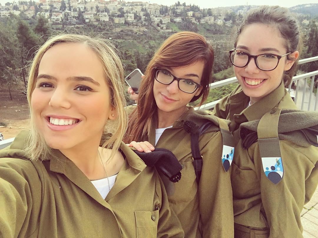 Amazing WTF Facts: Beautiful women in Israel Defense ...