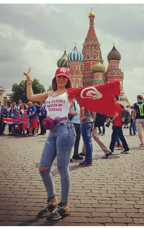 Tunisian babe - 9GAG