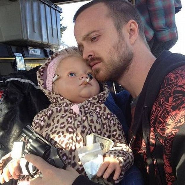 Jesse teaching baby Holly all she needs to know about life: | Breaking bad, Breaking  bad jesse, Aaron paul