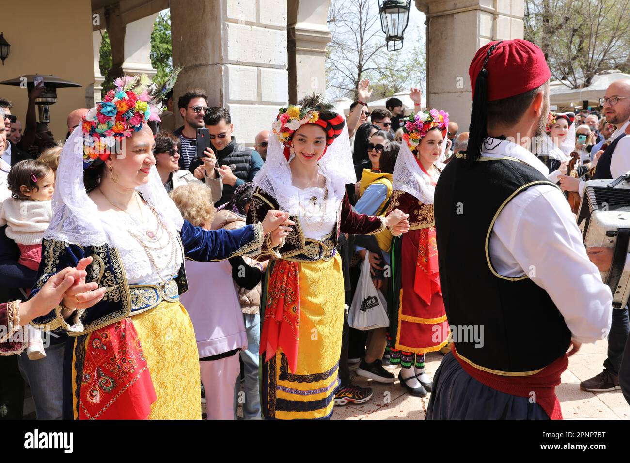 traditional-easter-celebration-corfu-greece-2PNP7BT.jpg