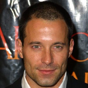 johnny-messner-3.jpg