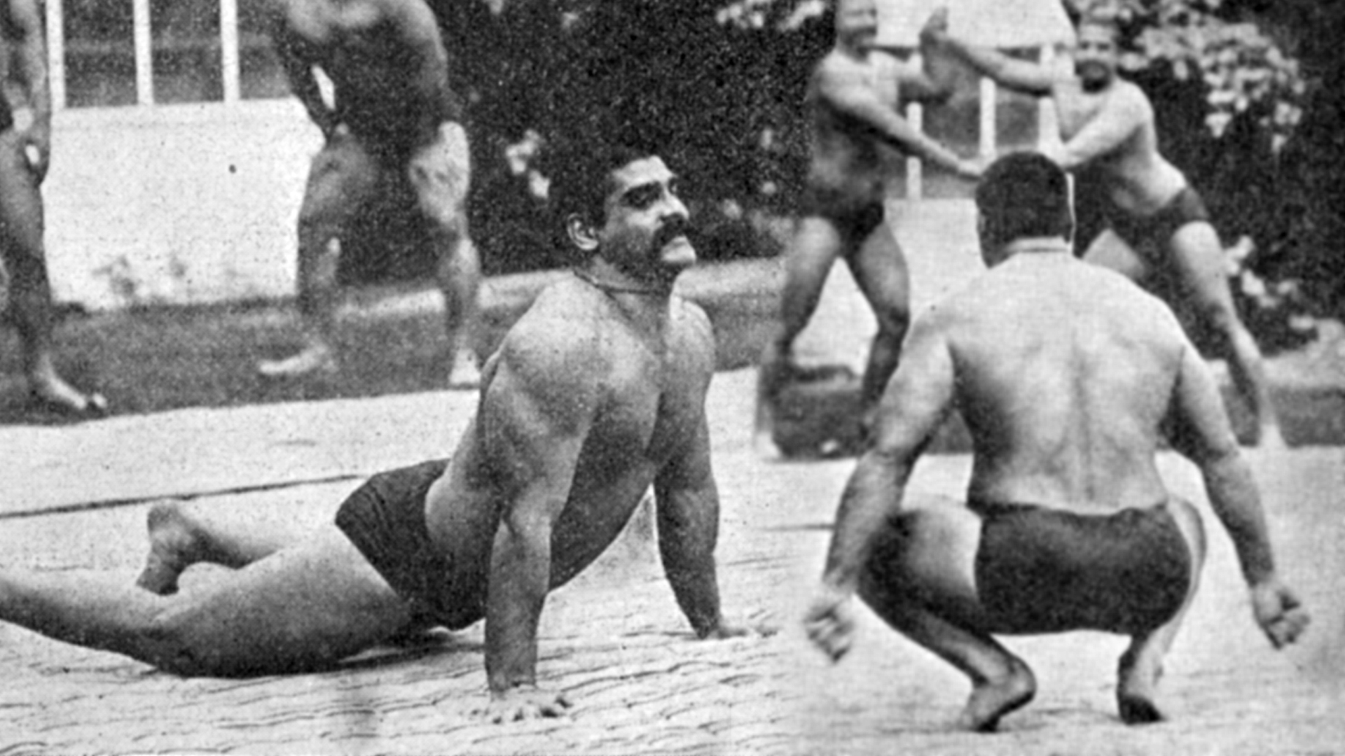 the-great-gama-hindu-pushups-hindu-squats.jpg