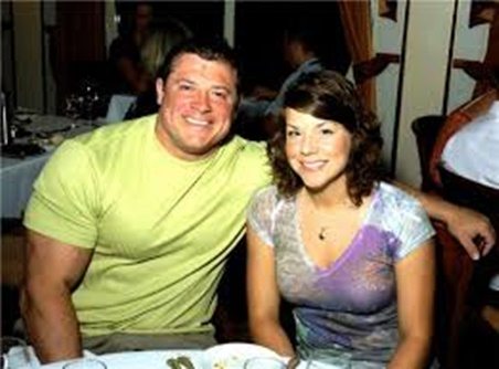 matt-kroczaleski-wife-Lauren-Kronzaleski-picture.jpg