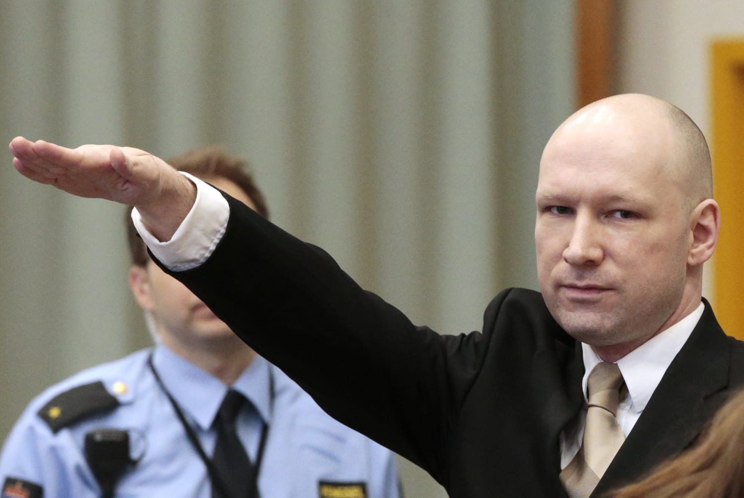 160315-world-breivik-nazi-salute-court-5a-jpg-0557.jpg
