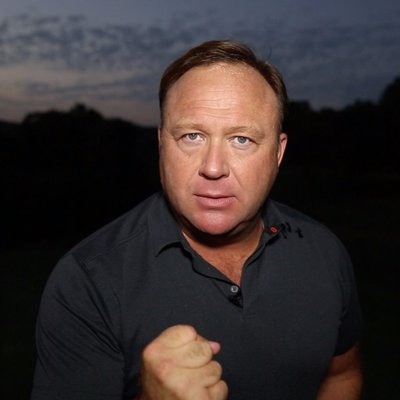 https://pbs.twimg.com/profile_images/798632247762948096/ycGYVWvr_400x400.jpg