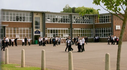 Larkmead_School%2C_Abingdon%2C_Oxfordshire.png