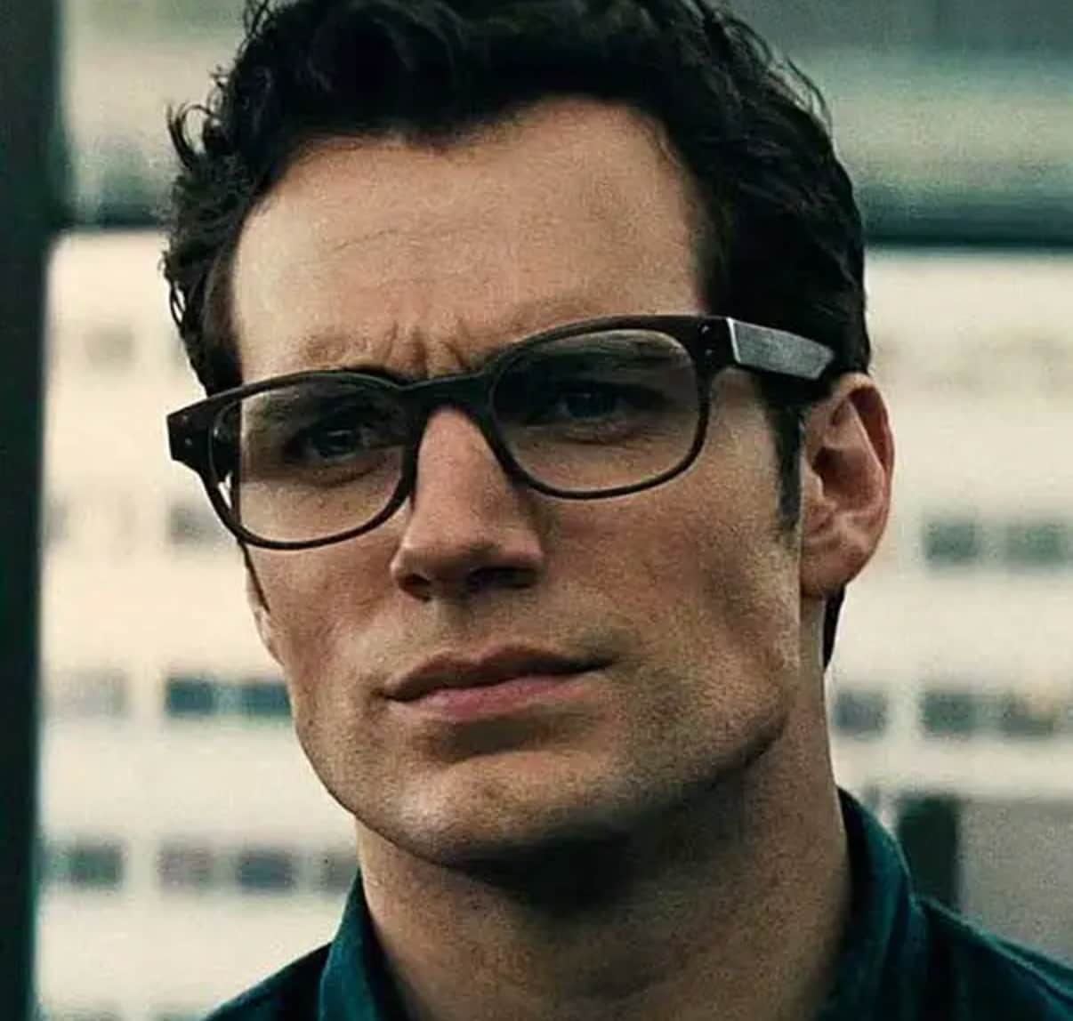 Henry-Cavill-3.png