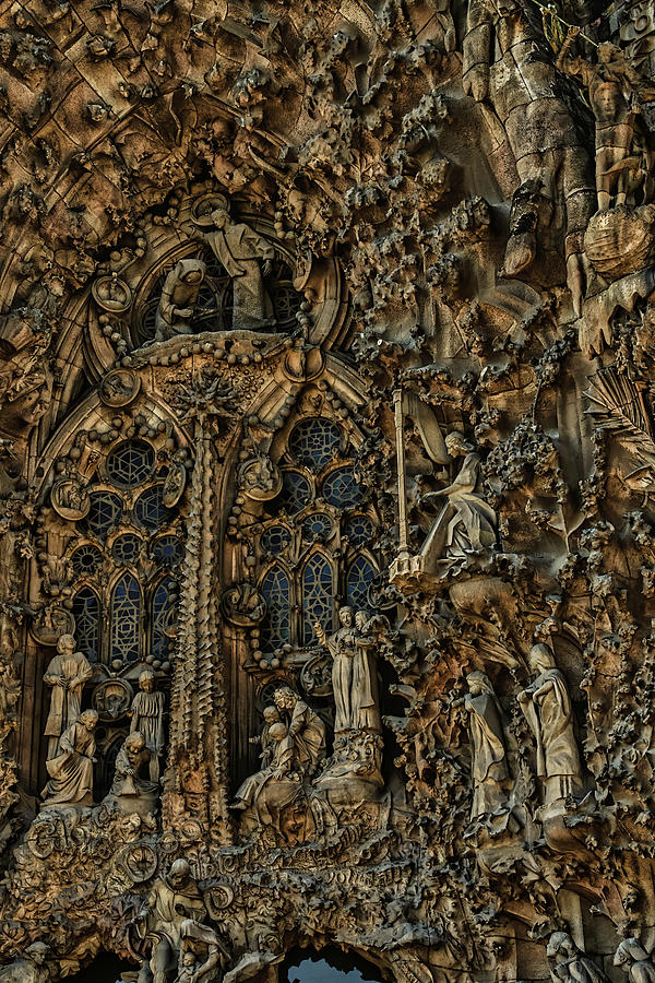 nativity-facade-of-the-sagrada-familia-in-barcelona-vladimir-rayzman.jpg