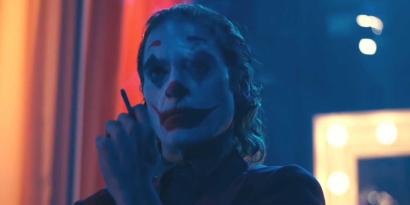 Joaquin-Phoenix-as-Joker-Smoking-1.jpg